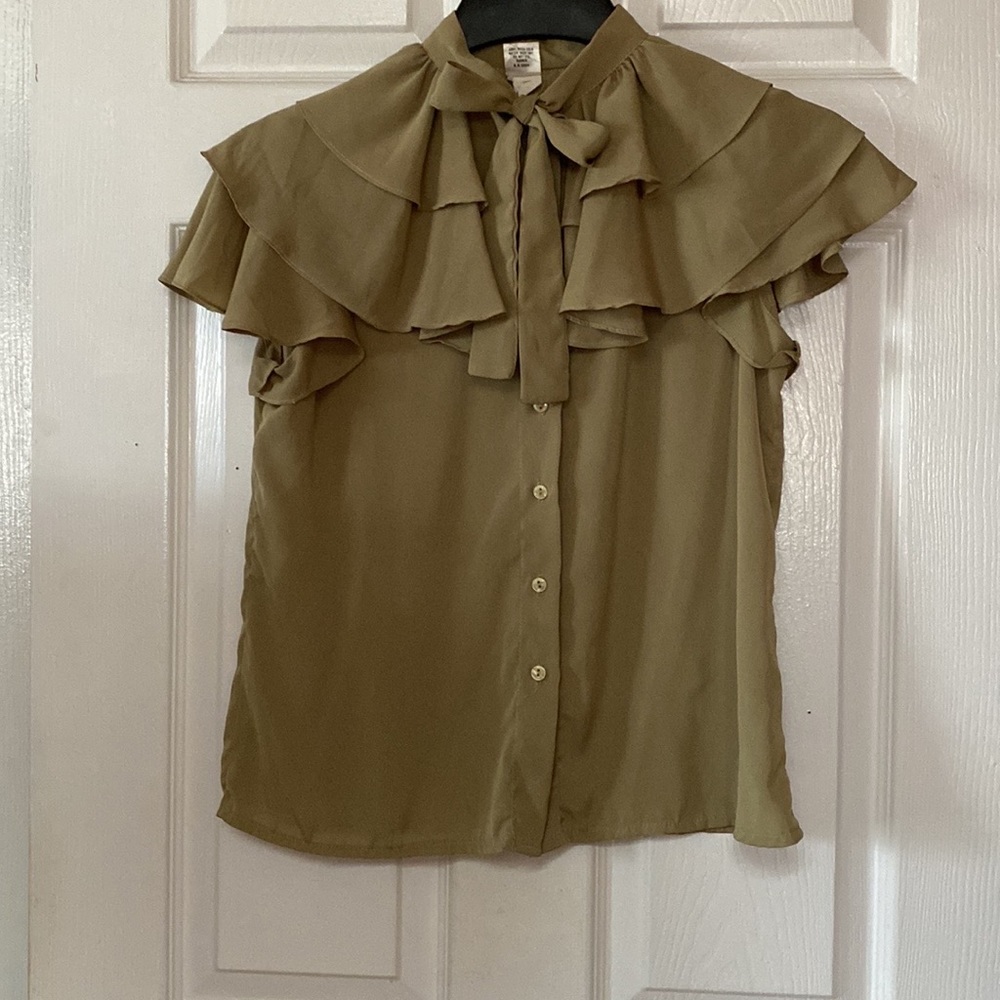VTG 70’s Avocado Green Pastel Ruffle Bow Tie Front Secretary Blouse